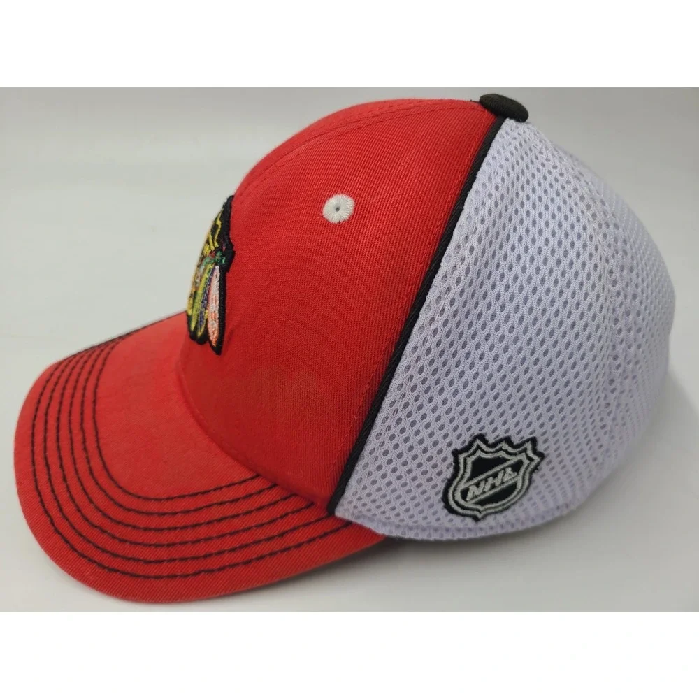 Youth Chicago Blackhawks Mesh Trucker Snapback Hat Cap Boys NHL Hockey Red White